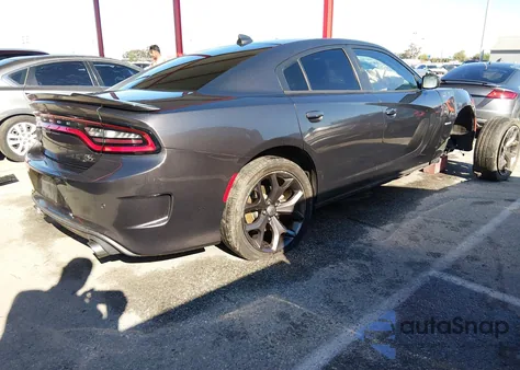 2019 Dodge Charger R/T Rwd z USA, uszkodzony, nr VIN 2C3CDXCT6KH668324